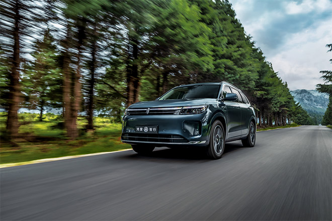 问界新M7 Pro领衔鸿蒙智行新品发布会