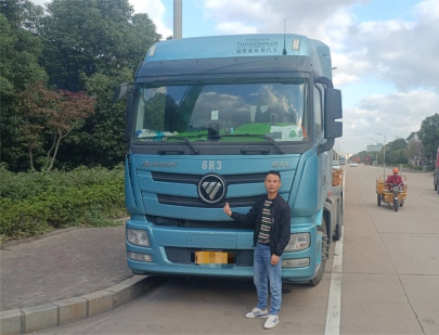 百公里油耗19.8L 5台欧曼GTL重卡助孟经理征战港口运输 百公里油耗19.8L 5台欧曼GTL重卡助孟经理征战港口运输