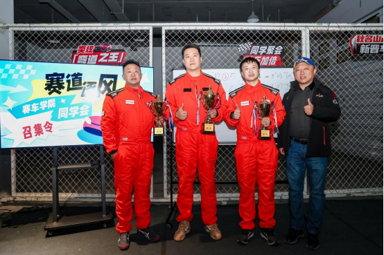弯道之王谁能比肩锋芒 双车同框对飙风神奕炫舍我其谁