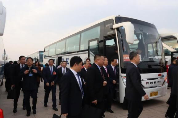 二十余载两会护航 安凯客车书写服务传奇