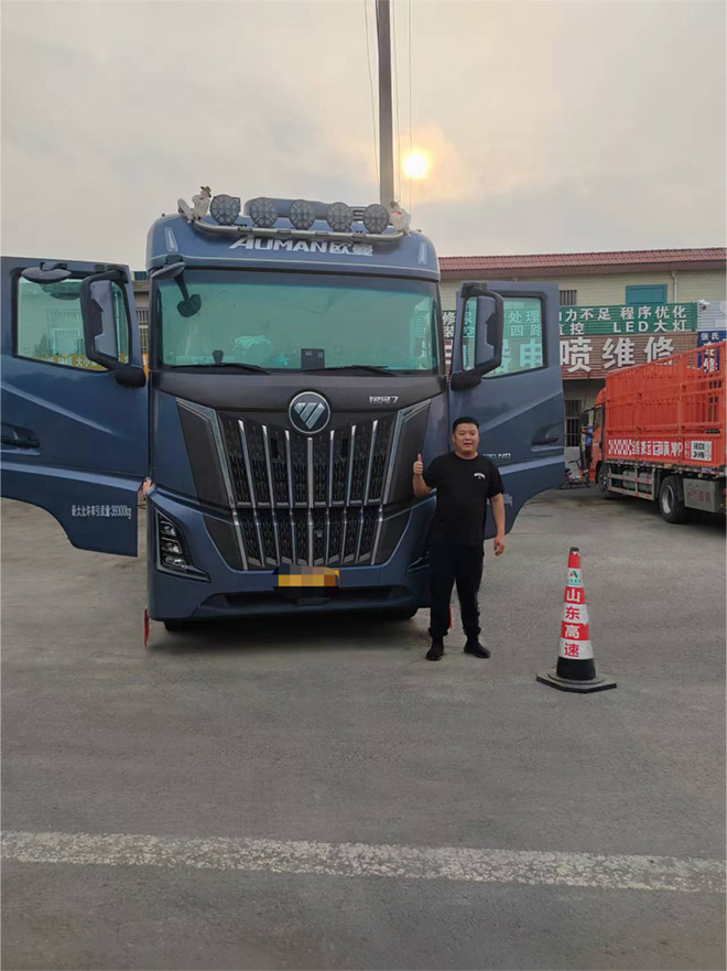 首月跑12000km+ 欧曼银河7燃气车 高师傅的得力战车