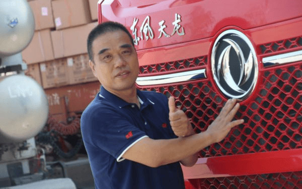 龙擎效能成就高效物流 河南布鞋之都发展再添新动能 _图片新闻