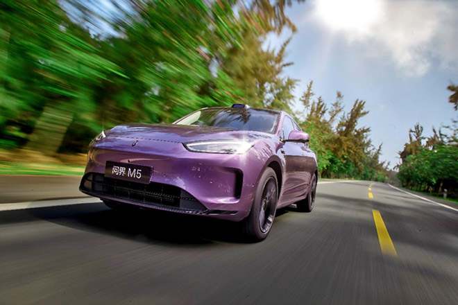 科技 权益  效率三重奏 问界新M5 Ultra重塑高价值SUV