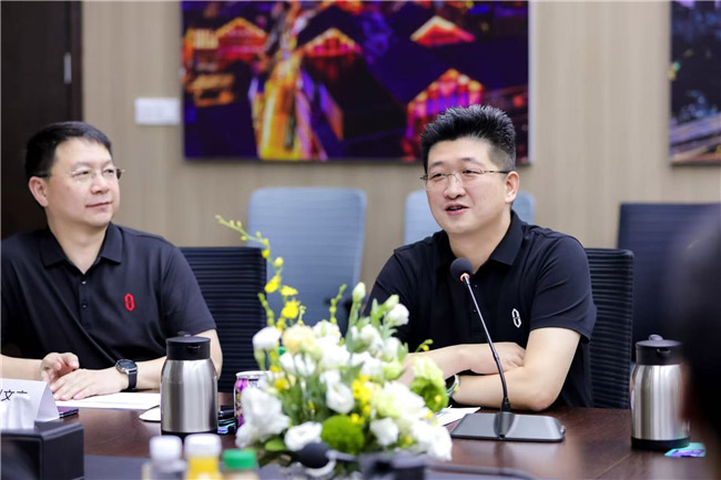  问界M9用户在工厂验收交付活动圆满举行