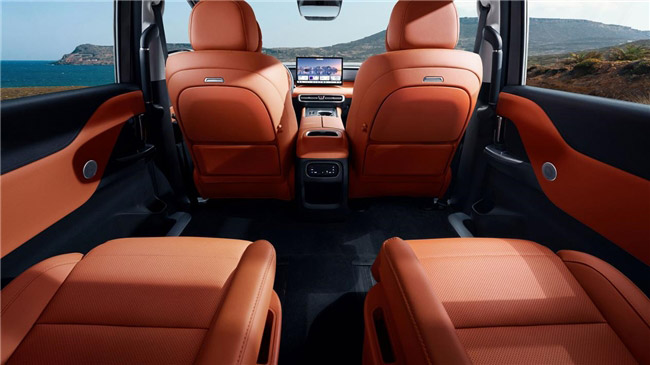 多维度对比锐胜M8和别克GL8