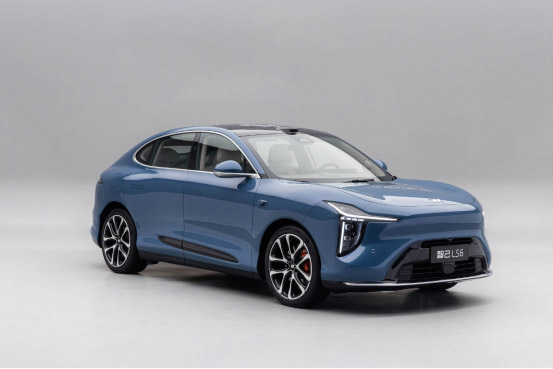 智己LS6纯电Pro的轴距为2960mm