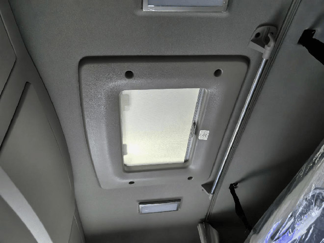 东风天龙GX智能干线牵引车助新手秒变老司机