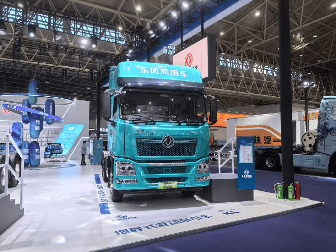 上绿牌 续航无忧 东风天龙KL增程混动重卡