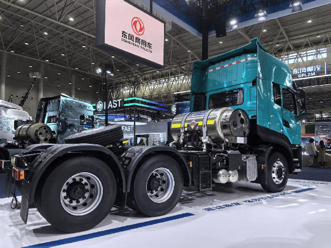 上绿牌 续航无忧 东风天龙KL增程混动重卡