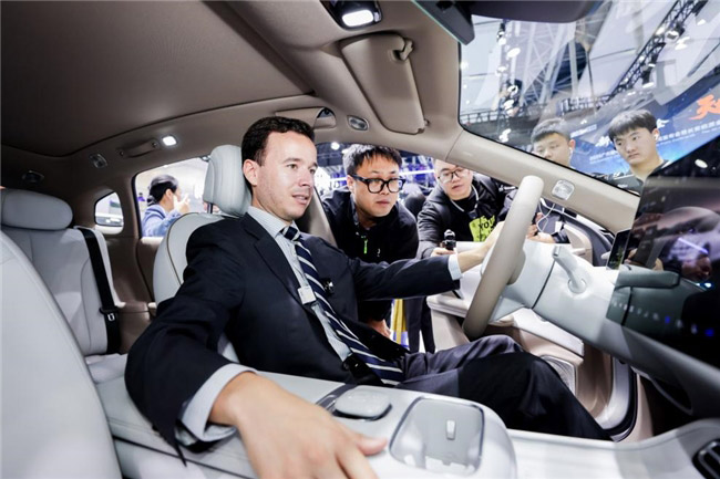 葡萄牙驻广州领馆 Tomás van Asch de Azevedo