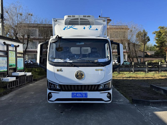 陕汽德龍G300高效速达 为货物鲜度保驾护航 陕汽德龍G300高效速达 为货物鲜度保驾护航