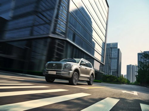 全新坦克500月销三连破7000