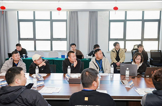 东风商用车新品共创襄阳启幕 书写可靠新篇章