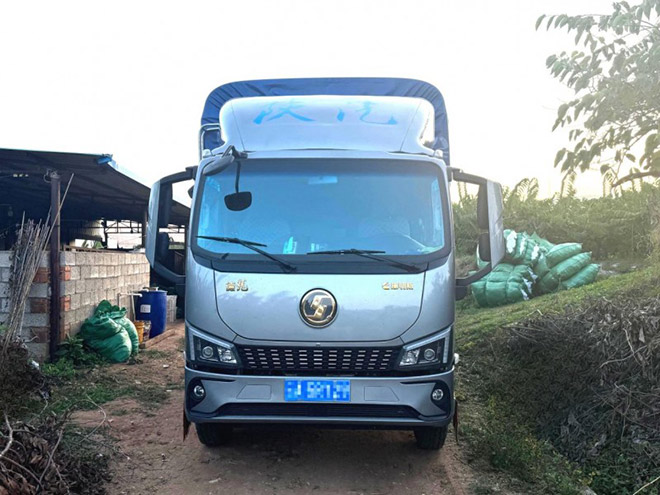 为卡友创富加码 陕汽德龍G300能扛能省 赢在每一程