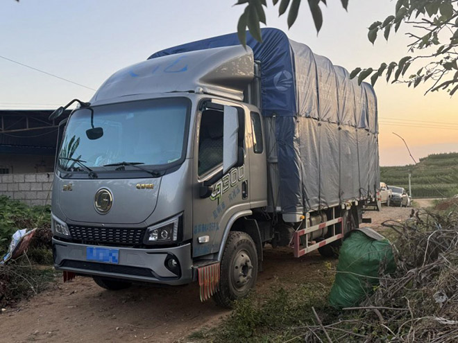 为卡友创富加码 陕汽德龍G300能扛能省 赢在每一程