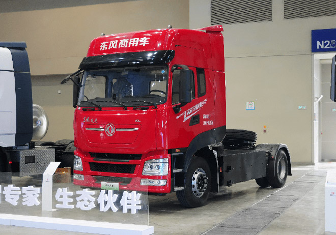 深度定制 东风天龙KL港口集运纯电牵引车