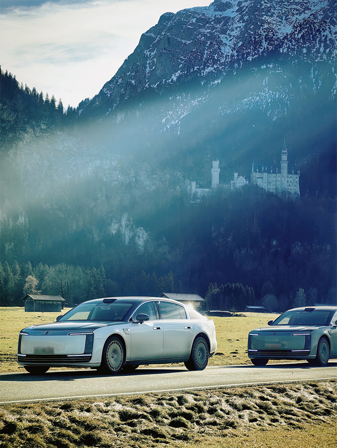 尊界S800横跨欧亚 以实力与美学重塑中国豪华车全球话语权