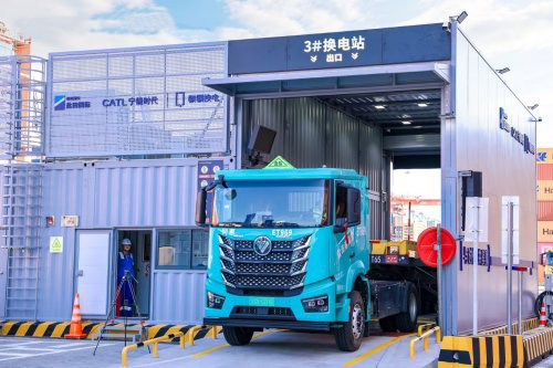 零碳港口新生态 盐田港再次批量引入欧曼银河5M换电重卡