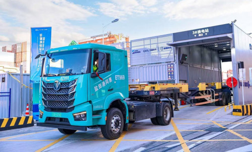 零碳港口新生态 盐田港再次批量引入欧曼银河5M换电重卡 零碳港口新生态 盐田港再次批量引入欧曼银河5M换电重卡