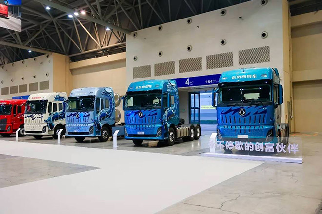 东风商用车智慧工厂正式投产 D600新品亮相