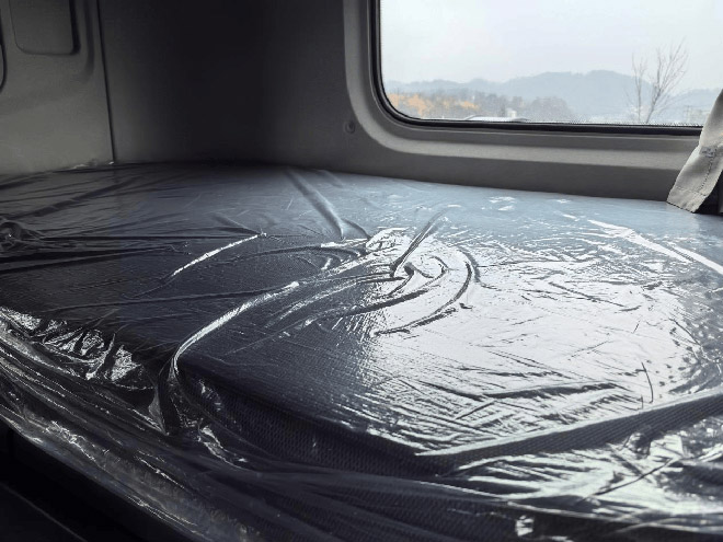 400卡友抢先试驾东风天龙KH