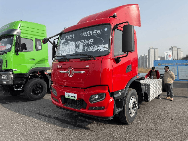 天龙哥十年盛典 打出新能源生态与产品组合拳