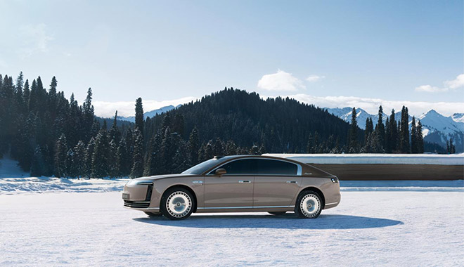从点云密度看智驾天花板 新一代超高清激光雷达首搭尊界