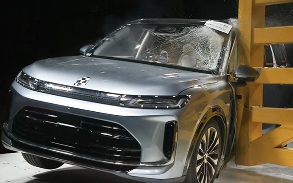 豪华智能SUV再添变量 华境S完成C-NCAP五星摸底测试