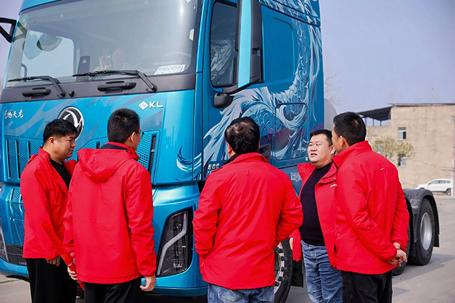 实况试驾东风天龙新KL，硬核实测龙擎3.0⁺真实力