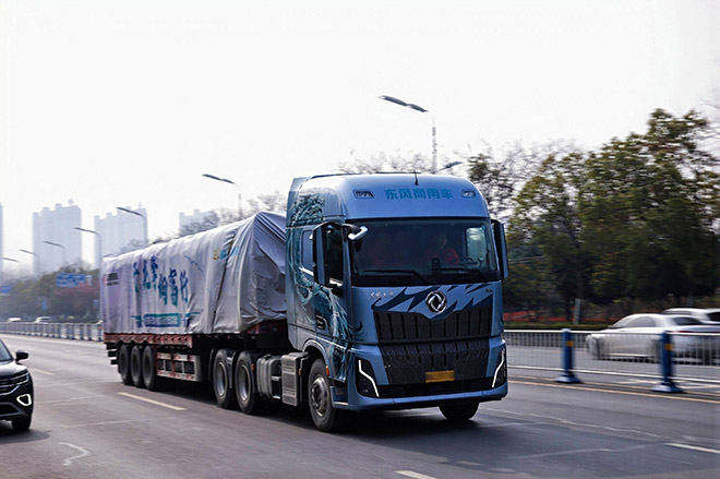 实况试驾东风天龙新KL，硬核实测龙擎3.0⁺真实力