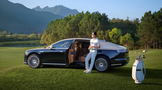 从果岭到座舱 尊界S800成时代精英的“移动精神自留地”