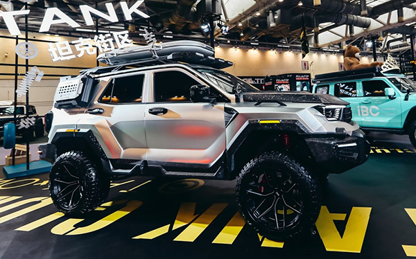 坦克改装车集结GT Show 解锁越野新潮范