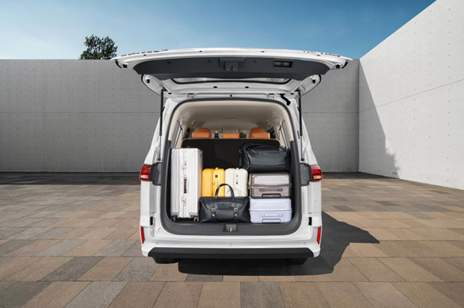10万级自动挡MPV 2026款锐胜王牌M7