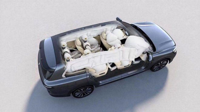 20万级大六座SUV 华境S安全指数领先同级